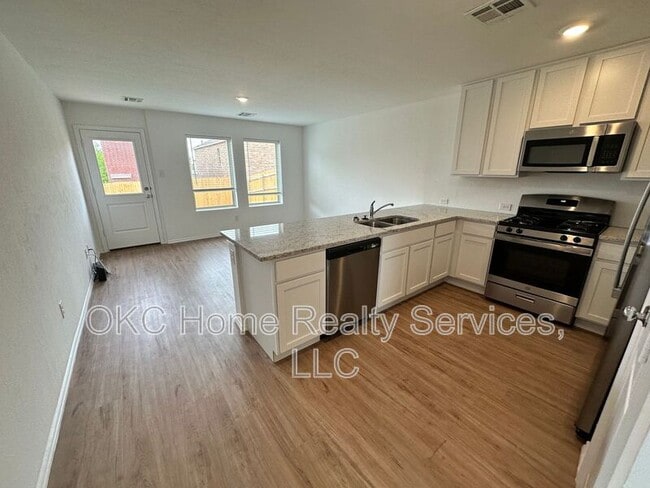 Building Photo - 3313 NW 148th St