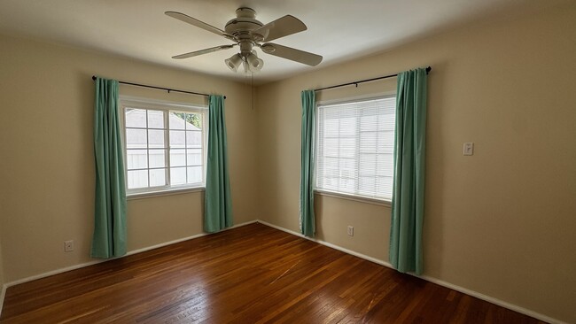 Front Bedroom - 5258 College View Ave