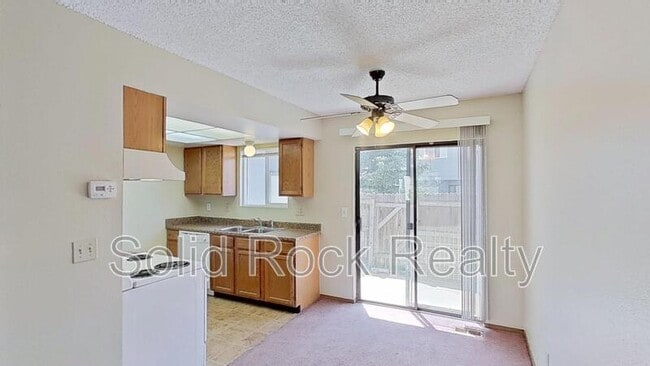 Building Photo - 6677 Proud Eagle Ct