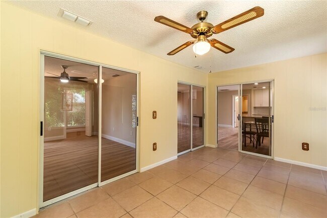 Building Photo - 10886 SW 90th Terrace