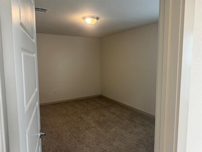 Building Photo - 7809 Linnie Ln