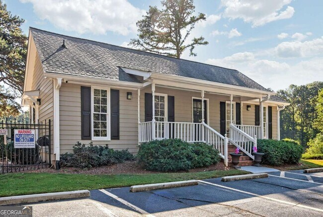 Building Photo - 1570 Greyfield Trce