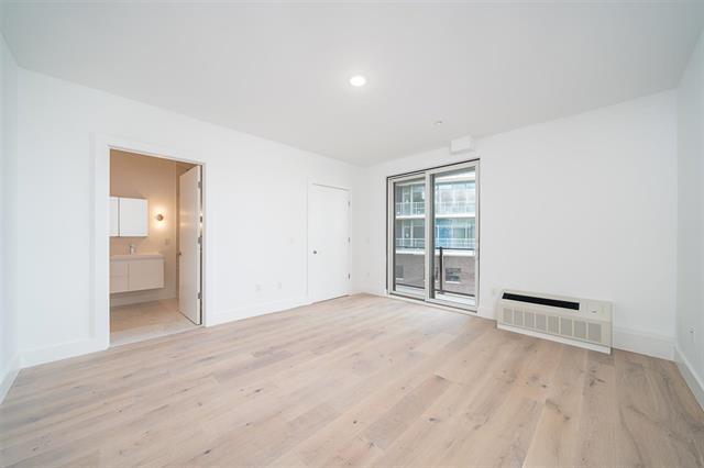 Building Photo - 8621 River Rd