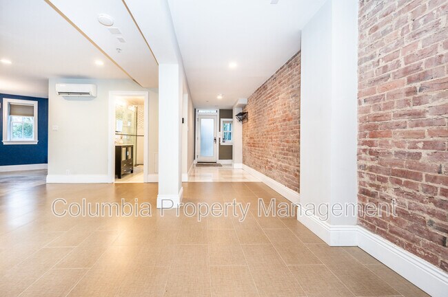 Building Photo - 1219 Q St NW