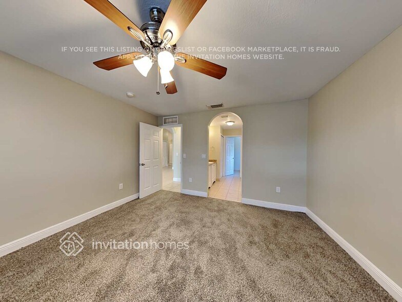 Building Photo - 28003 SW 135th Ave