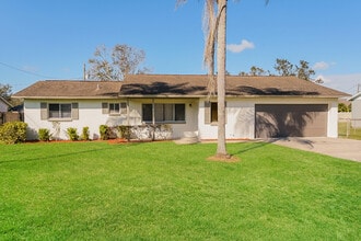 Building Photo - 3970 Oakland St