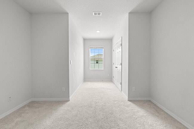 Building Photo - 12869 SW Forli Wy