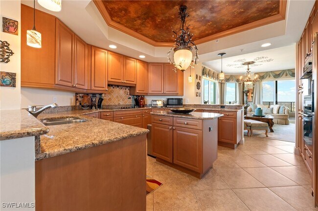 Building Photo - 4875 Pelican Colony Blvd