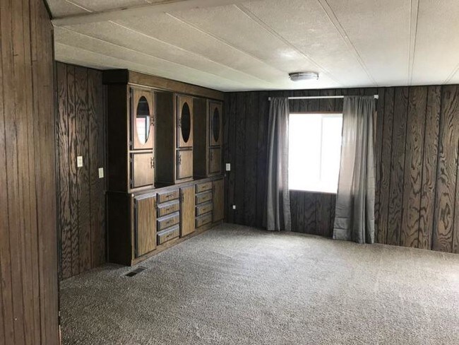 Building Photo - 3 bedroom in Waitsburg WA 99361