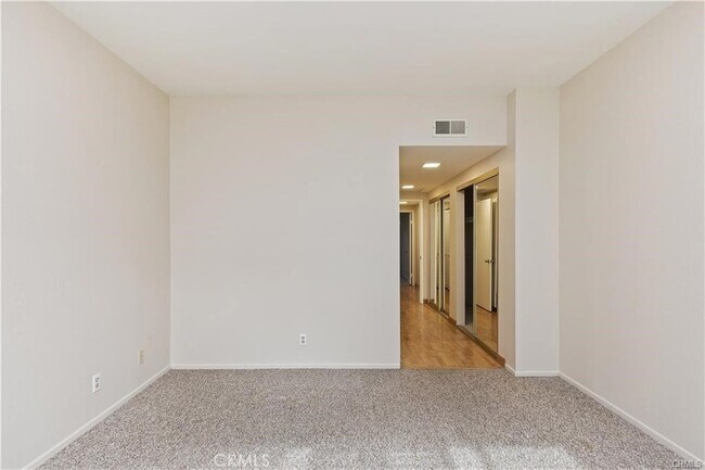 Building Photo - 1364 Orchard Cir