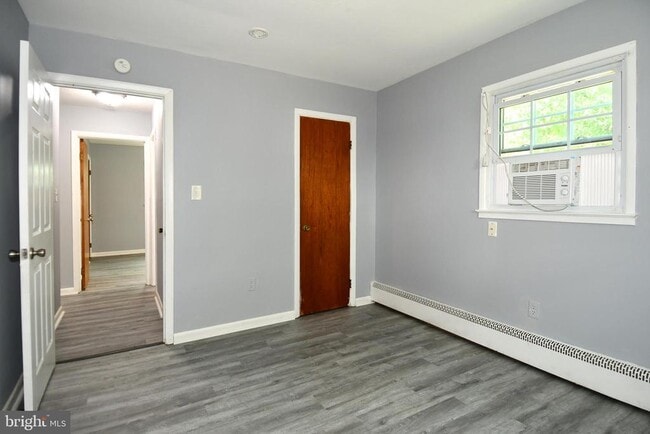 Building Photo - 14105 Robinson Ct