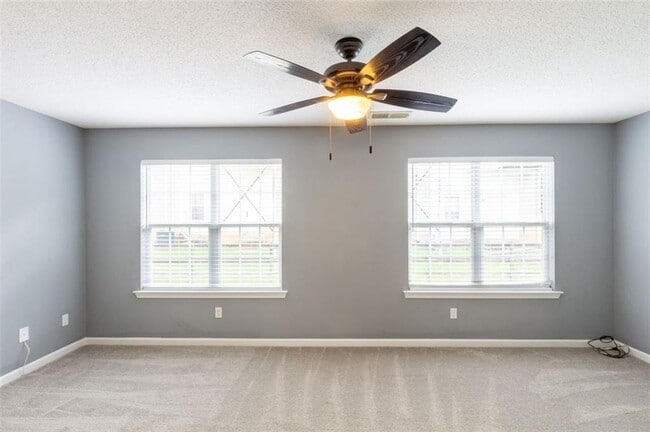 Building Photo - 6726 Gallant Ct SE