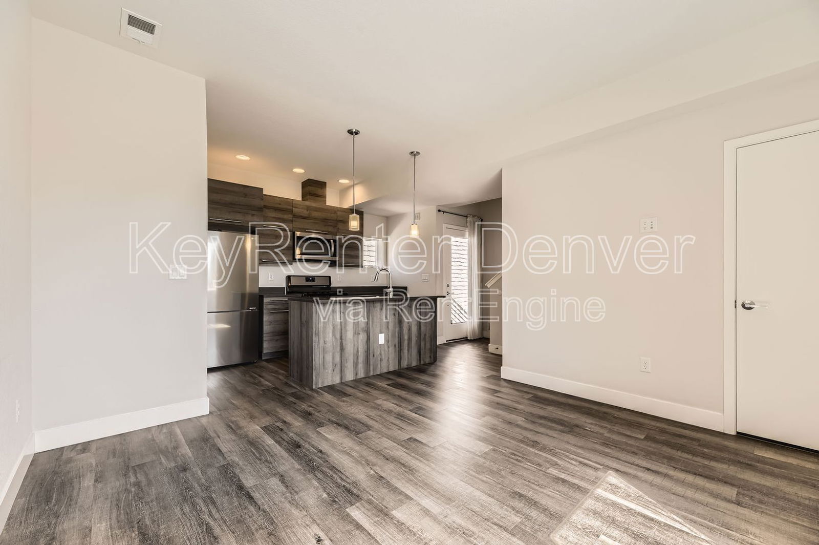 Building Photo - 1013 Depew St