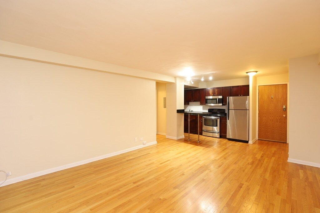 Building Photo - 4180 N Marine Dr