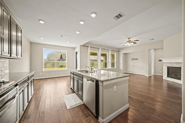 Building Photo - 10026 Tribeca Trl