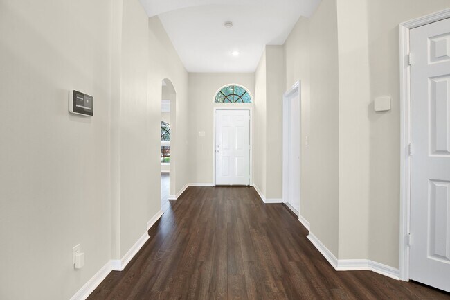 Building Photo - 10613 Little Bend Ln