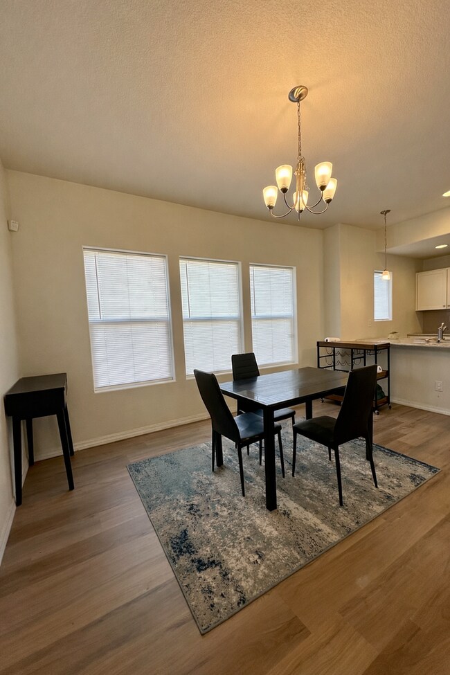 Building Photo - 5253 Painted Sky View