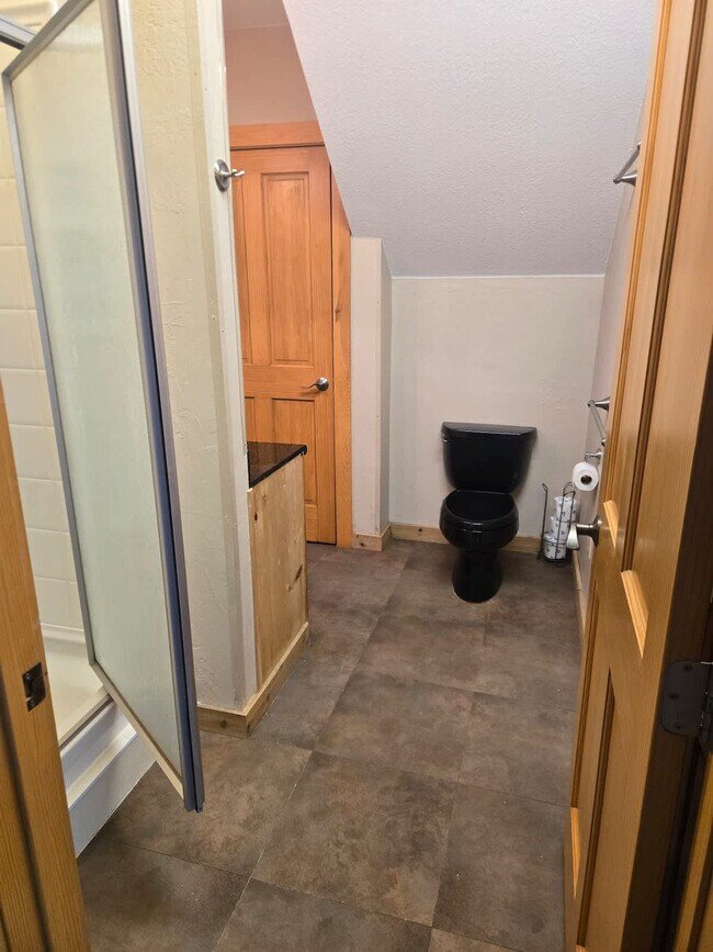 Building Photo - 1207 Shahan Prairie Rd