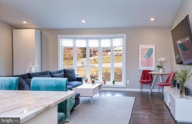 Building Photo - 3301 Garrison Farms Rd