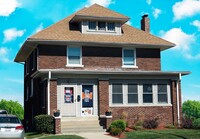 Building Photo - 56 E Green St