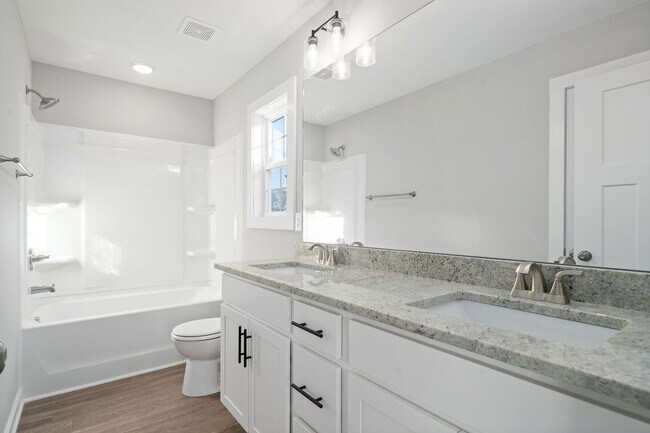 Building Photo - 353 Honeycomb Ct