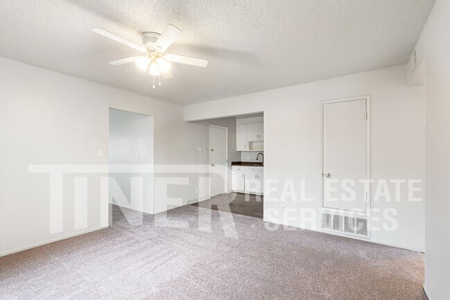 Building Photo - 10193 Crawford Way