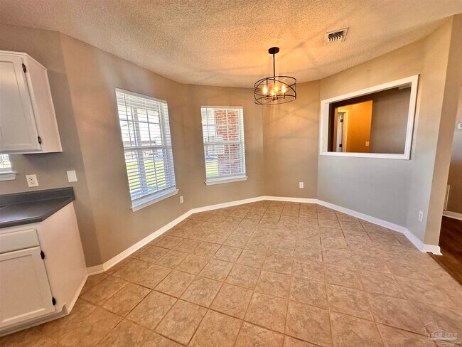 Building Photo - 3329 Tiller Ct
