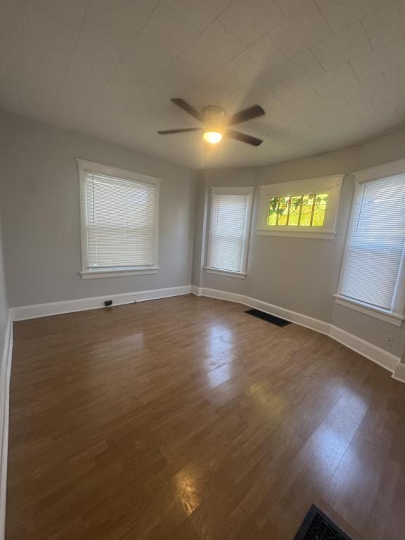 Building Photo - 320 Delmar Ave