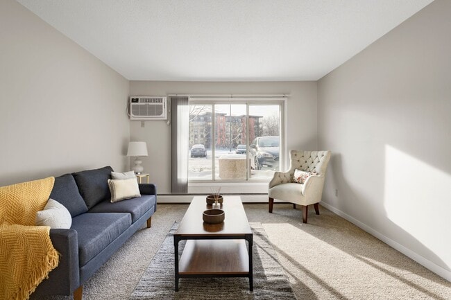 Interior Photo - Greenway Commons