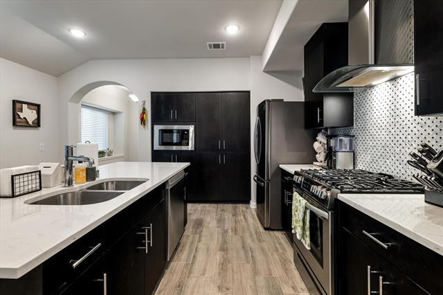 Building Photo - 3225 Sioux Trl