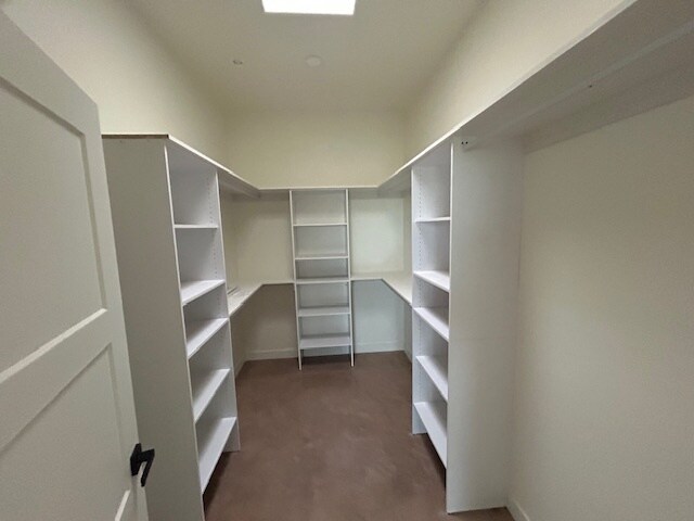 Building Photo - 5730 N Williams Dr
