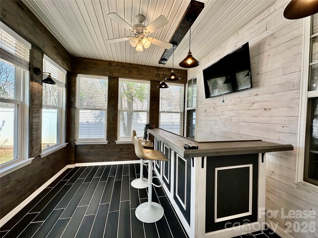 Building Photo - 12804 Windyedge Rd