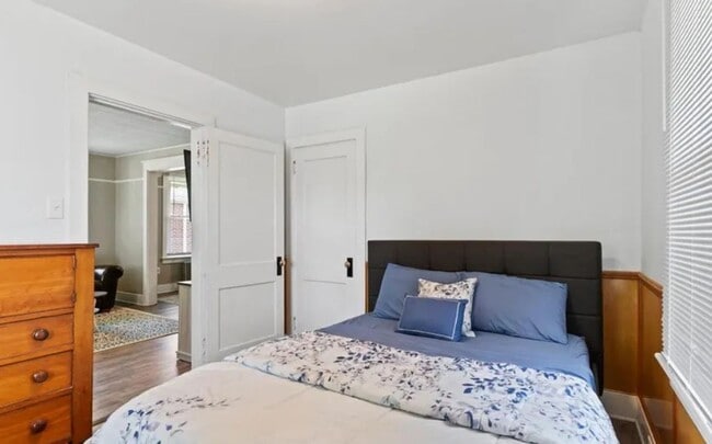Building Photo - Coming Soon - Charming 3 Bedroom, 1.5 Bath...