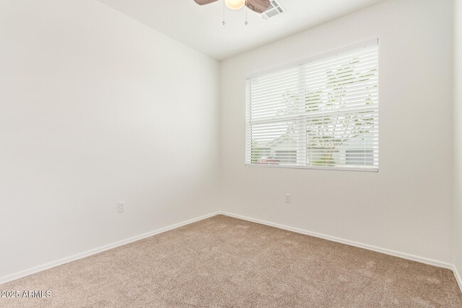 Building Photo - 1737 W Pinkley Ave