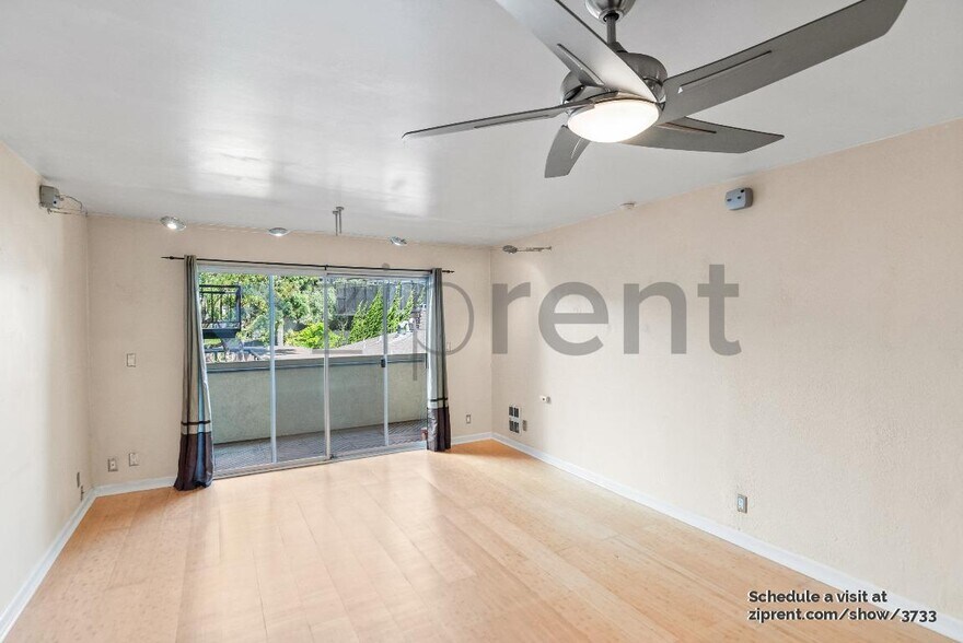 Building Photo - 955 Shorepoint Ct