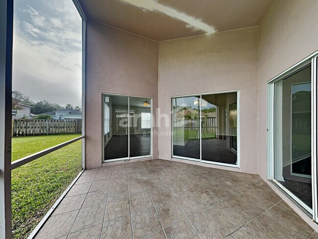 Building Photo - 14335 Moon Flower Dr