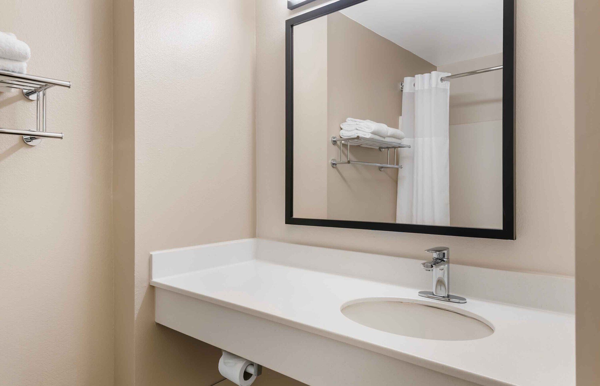 Building Photo - Furnished Studio-Jacksonville - Riverwalk - Convention Center