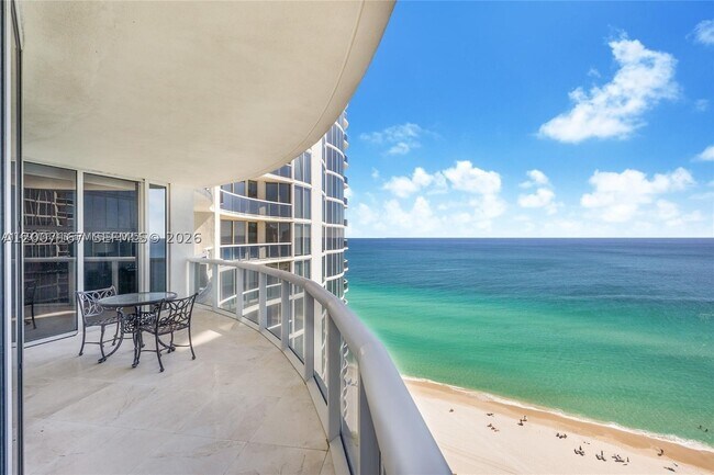 Building Photo - 17201 Collins Ave