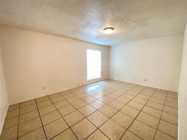 Building Photo - 6808 Trail Lake Dr