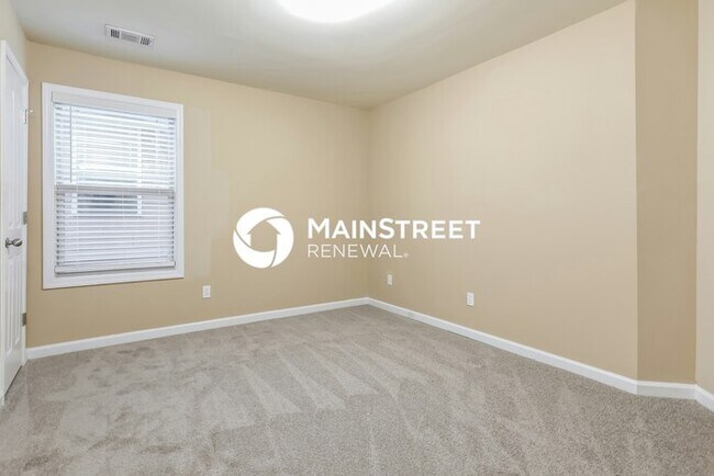 Building Photo - 4 Bedroom Pet-Friendly Home in Atlanta, GA with Main Street Renewal