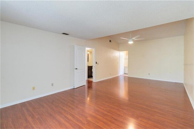 Building Photo - 1575 Lawndale Cir