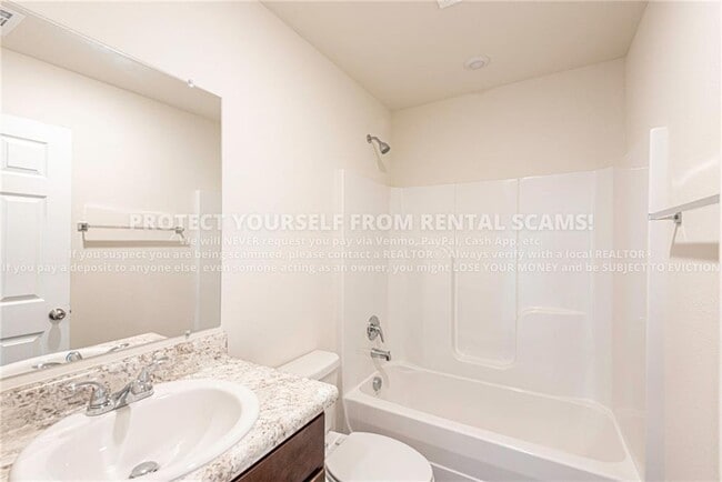 Building Photo - 968 S Brambling Ln