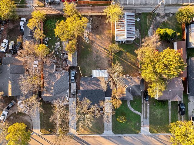 Building Photo - 717 Bonham St