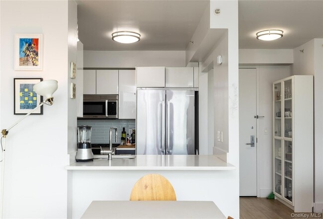 Building Photo - 47-05 Center Blvd