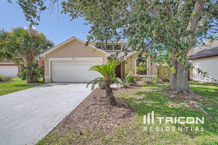 Building Photo - 5410 Friarsway Dr