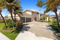 Building Photo - 6781 Defiance Dr