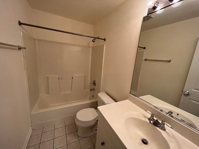 Building Photo - 3059 Serenity Ln