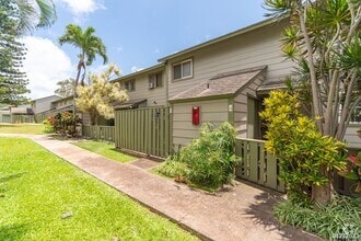 Building Photo - 2bd/1ba/2 parking townhome in Makakilo Hale 1