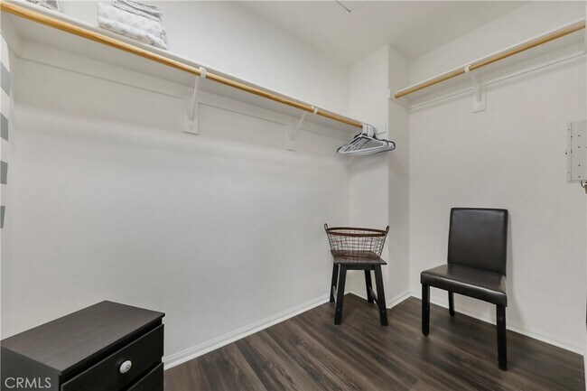 Building Photo - 345 Paseo Gusto