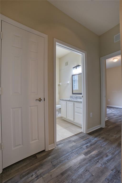 Building Photo - 6335 Contessa Dr